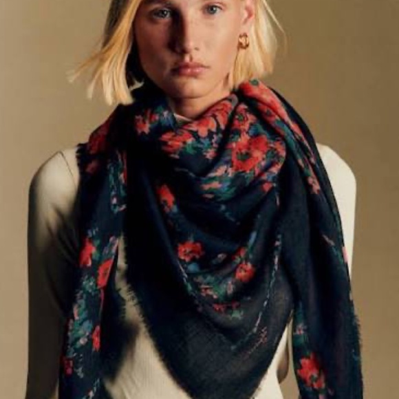 Sezane Accessories - Sezane Pio 'Heline Print' Scarf NWT